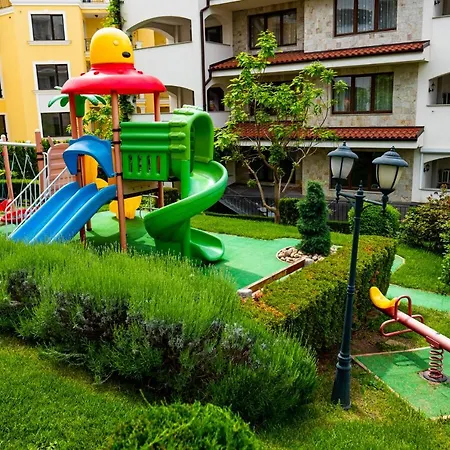 Апартамент Лукс Св.Влас На Първа Линия В Комплекс Casa Real Apartmán *
